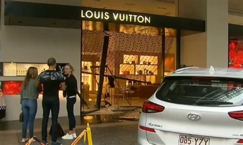 louis vuitton store robbed|Louis Vuitton store robbery.